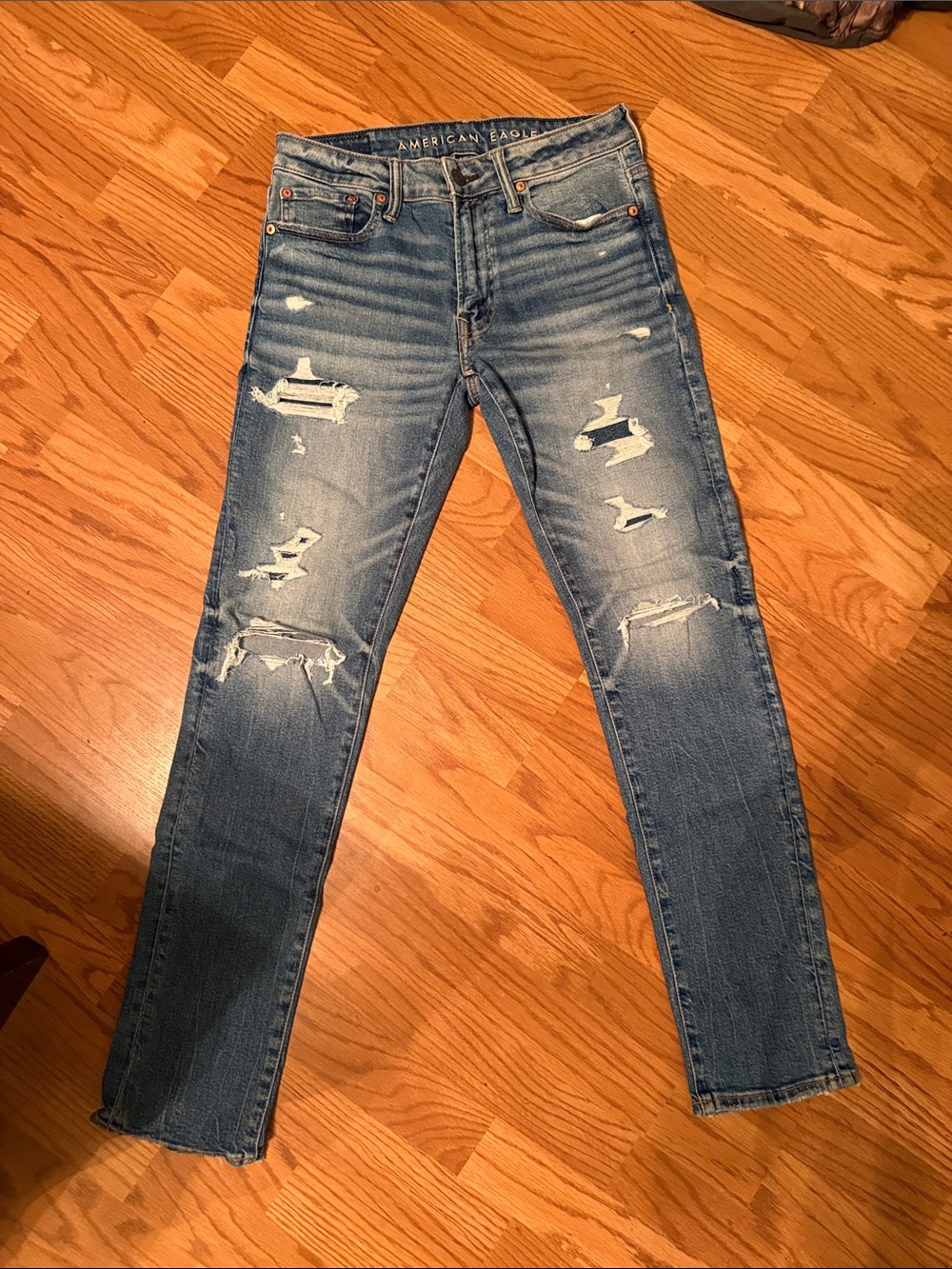 American Eagle Outfitters Men’s Distressed Medium Blue Slim Jeans